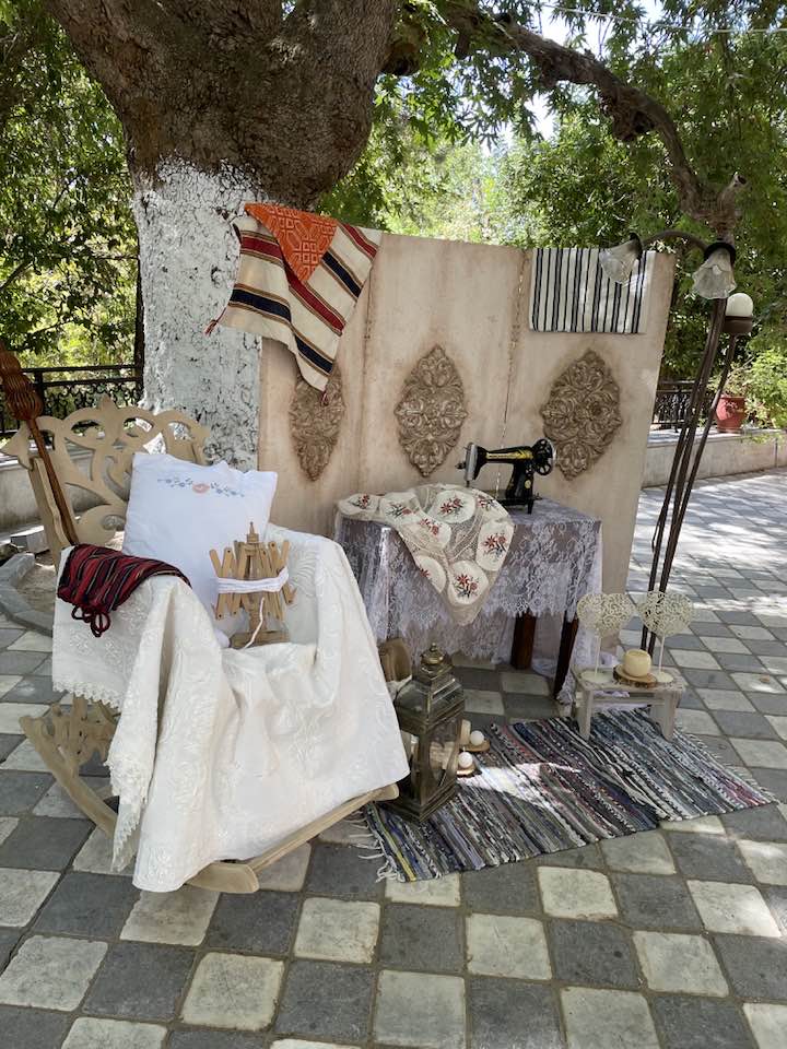 Στολισμός εκκλησίας "Κρητικός παραδοσιακός γάμος" - 2