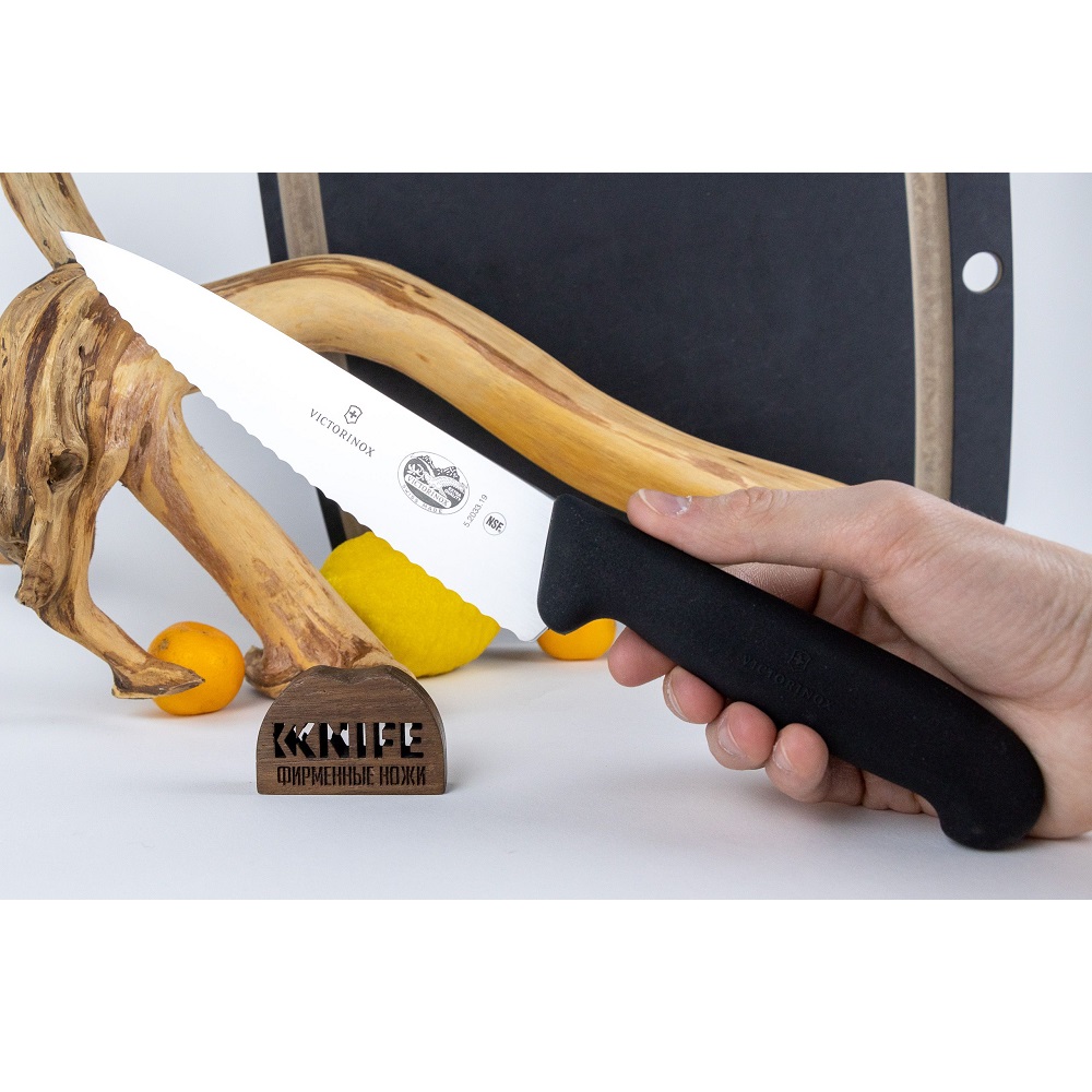 Μαχαίρι Chef Οδοντωτό 19cm Ανοξείδωτο Μαύρη Λαβή Fibrox Victroniox 5.2033.19 - 5