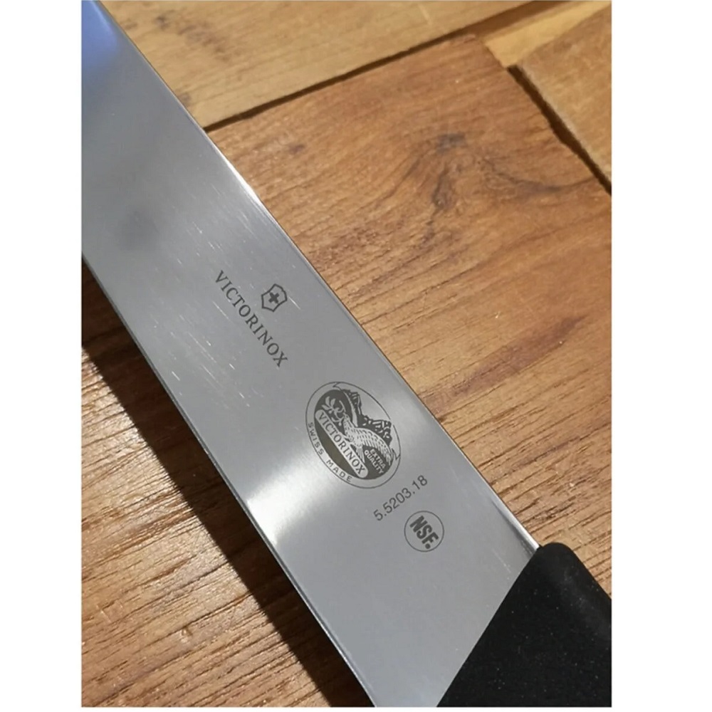 Μαχαίρι Κρέατος 18cm Ανοξείδωτο Μαύρη Λαβή Fibrox Victorinox 5.5203.18 - 5