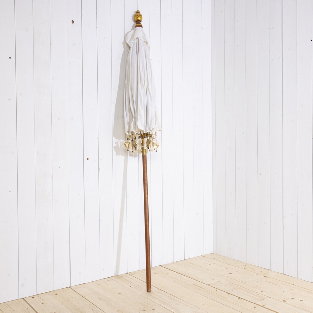 Παρασόλ Βαμβακερό Με Ξύλινο Σκελετό Μαόνι Εκρού Με Χρυσά Μεταλλικά Στολίδια Ø200x255εκ Kaemingk 891778 - 2