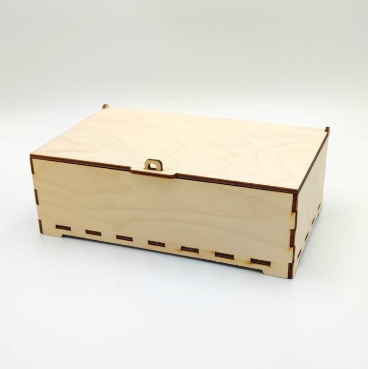 Wooden box with lid - 1