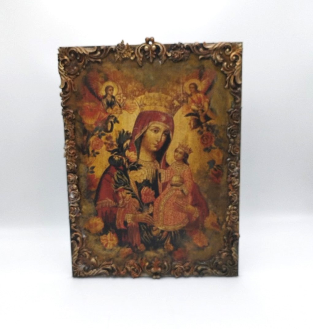 Handcrafted wooden icon of the Virgin Mary with mixed media techniques - 2