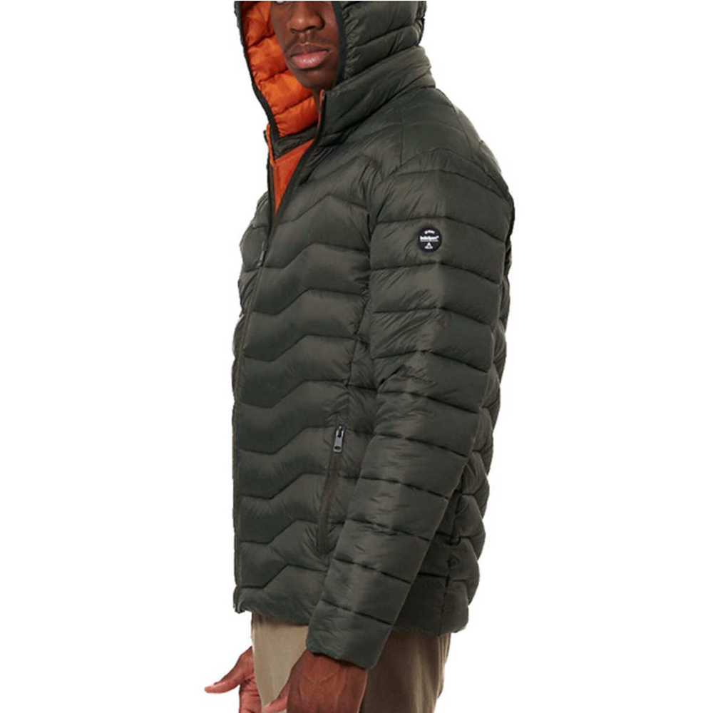 BODY ACTION Men's Lightweight Quilted Jacket With Hood Ανδρικό Καπιτονέ Μπουφάν - 4