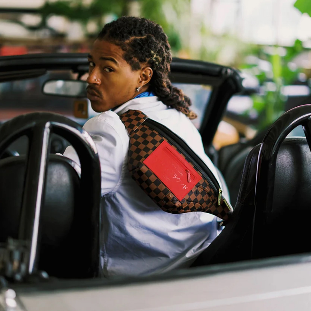 SPRAYGROUND Red Redemption Pyramid Savvy Crossbody Unisex Τσαντάκι Μέσης - 5