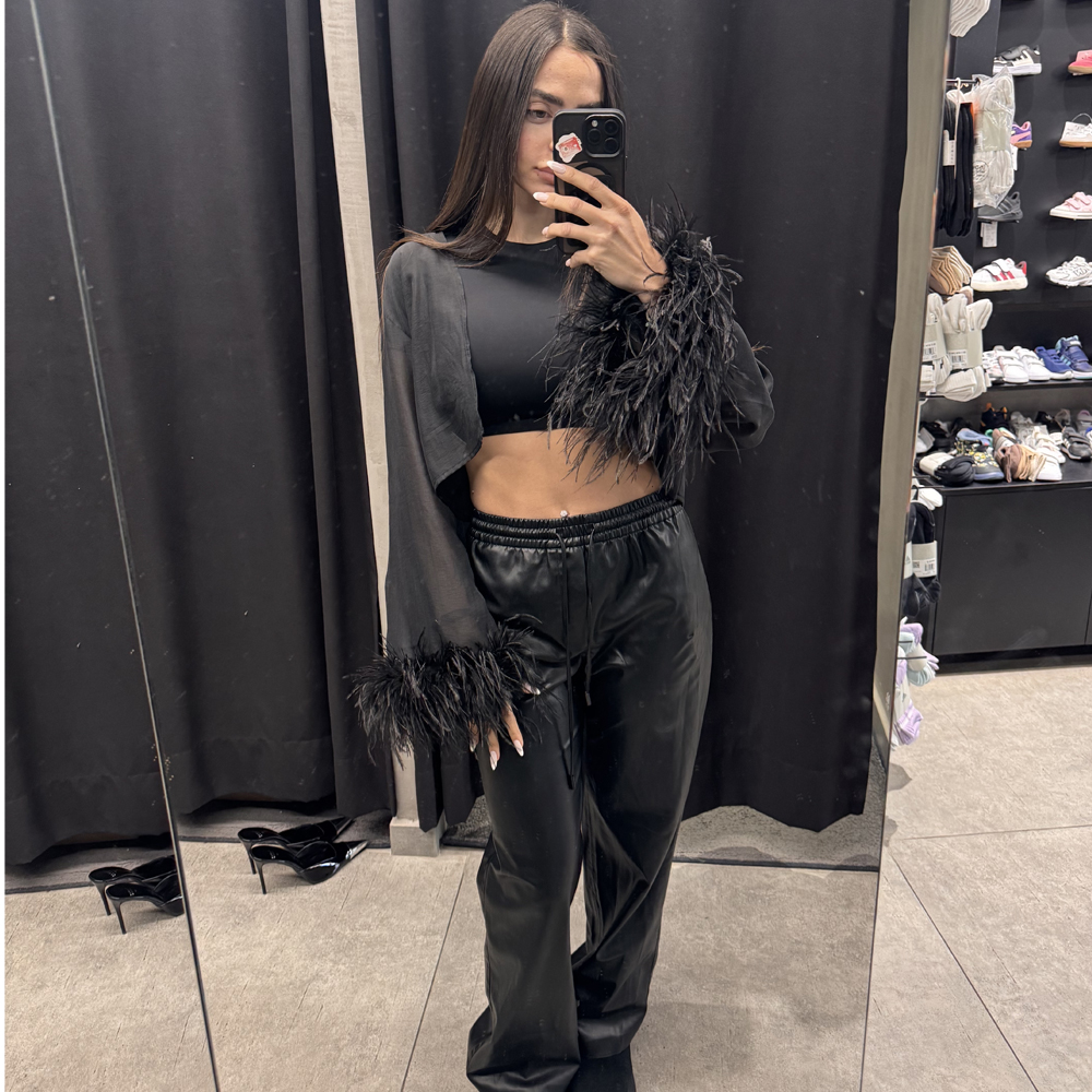 MILKWHITE Cardigan With Feathers Γυναικεία Ζακέτα Με Πούπουλα - Μαύρο