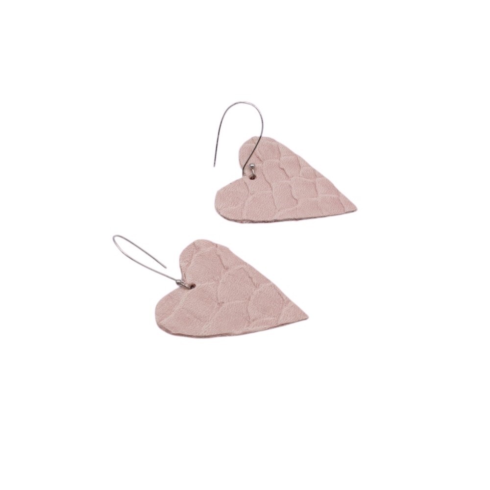 Handmade pink leather heart-shaped earrings - 4