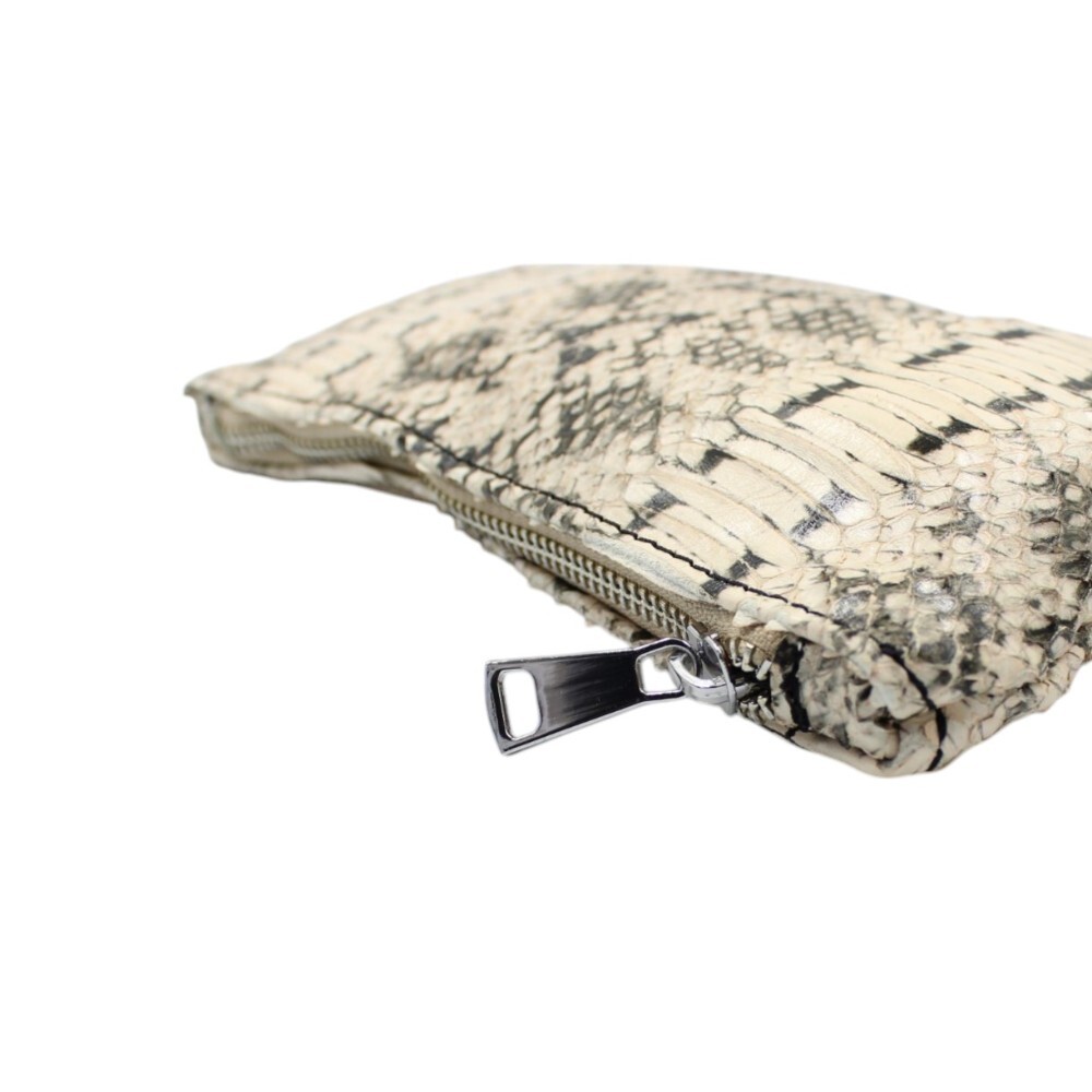 Handmade leather wristlet clutch in black and white snake print - Zoe - 3