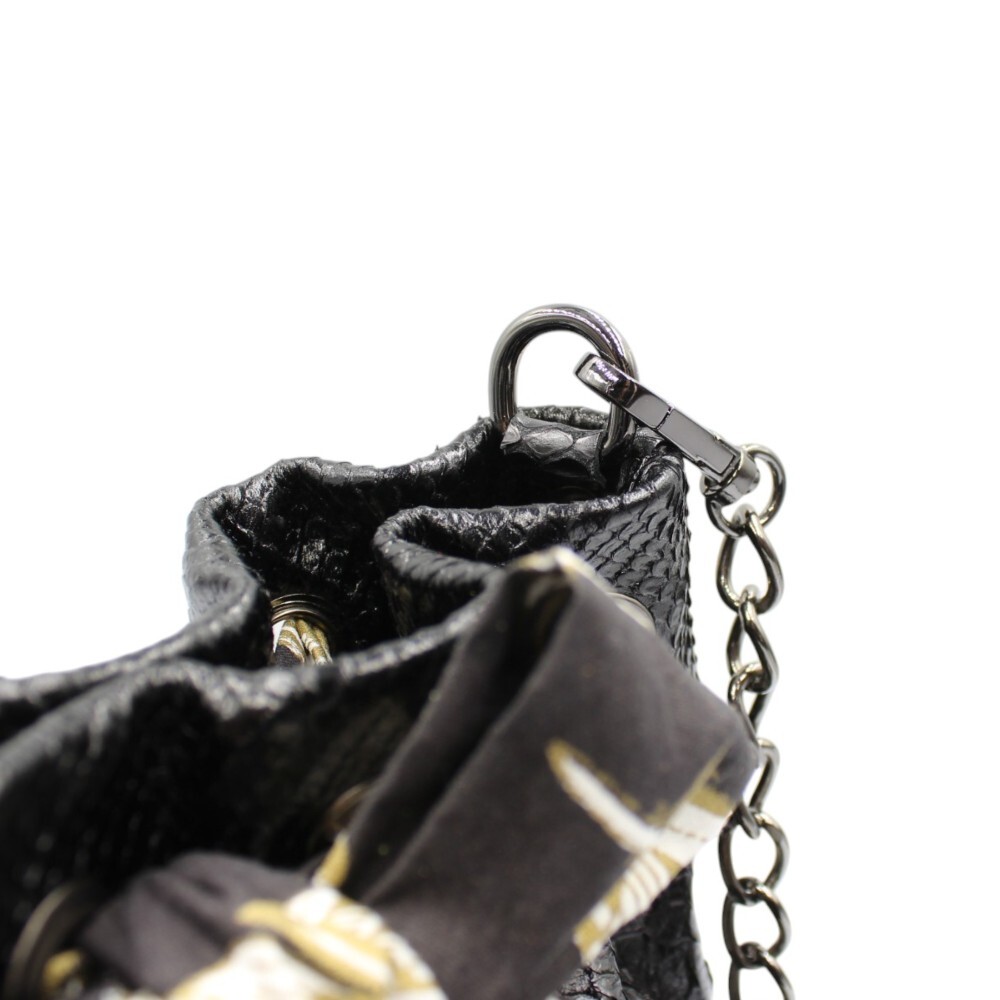 Small leather bucket bag in black snake print color - Gaia - 4