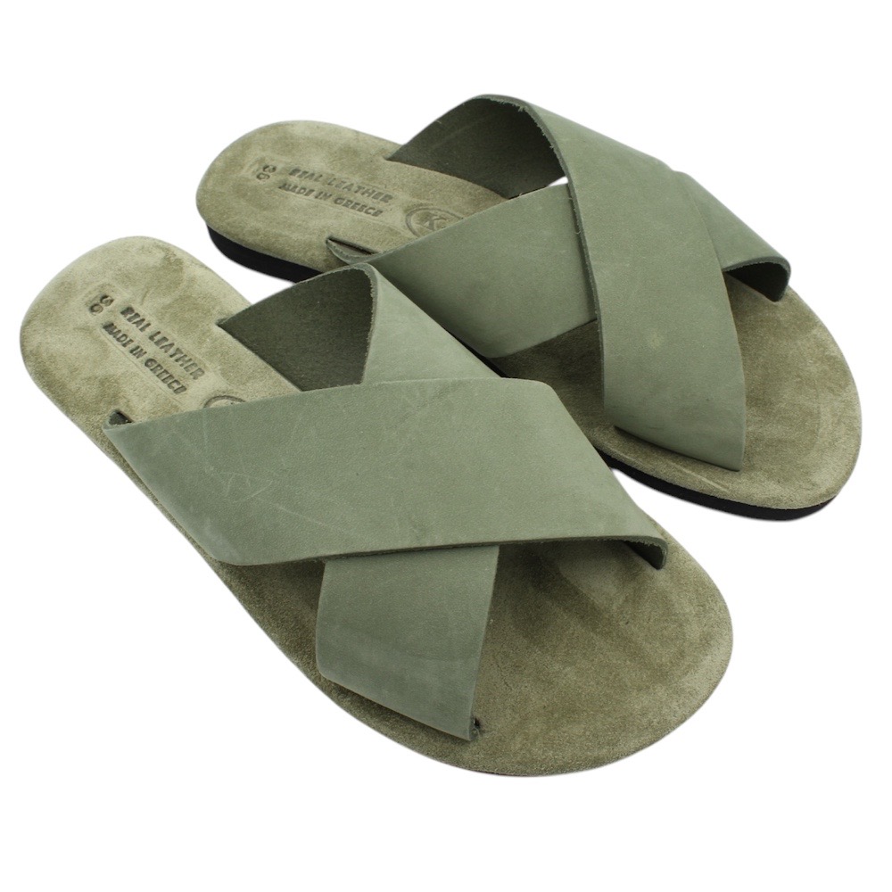Handmade leather sandals with crossed straps and soft insole in green color - 2
