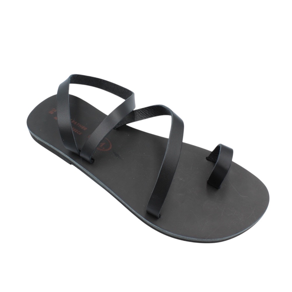 Leather sandals with straps in black color - 3