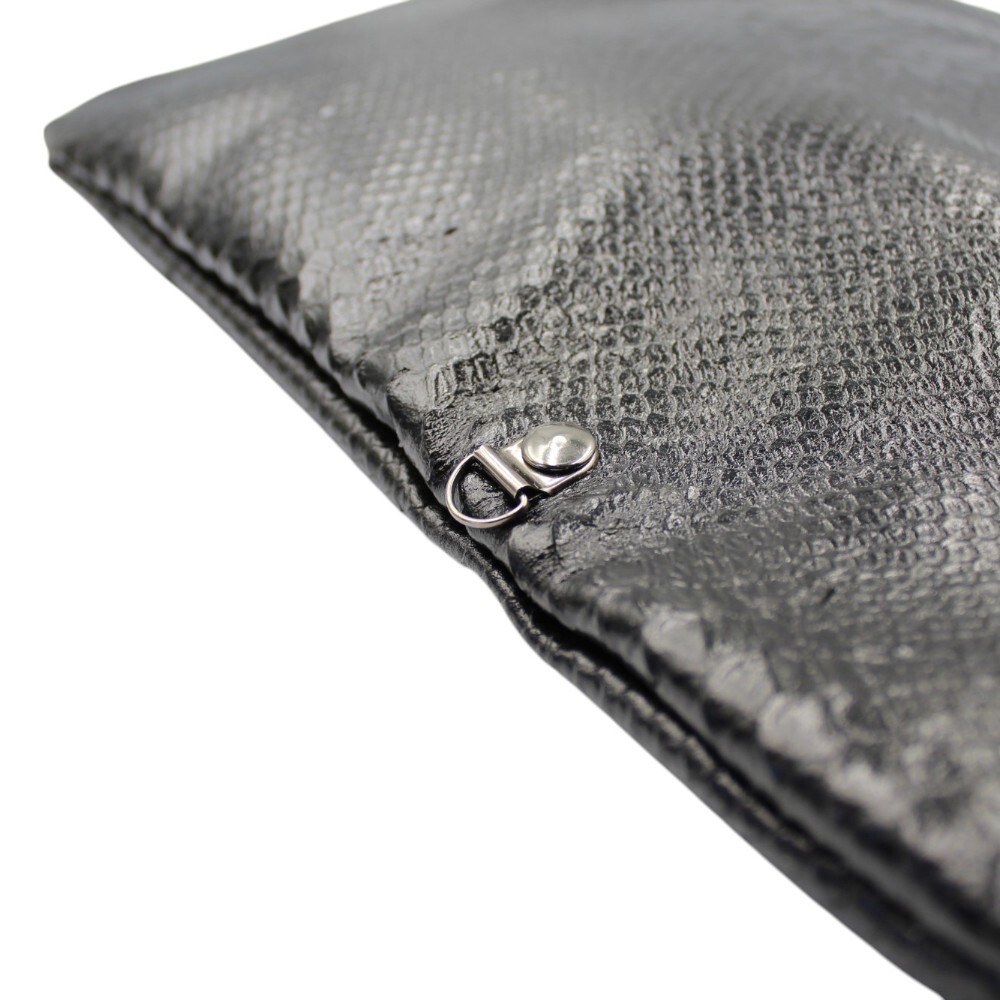 Foldover leather clutch in black embossed snake leather - Sappho - 4