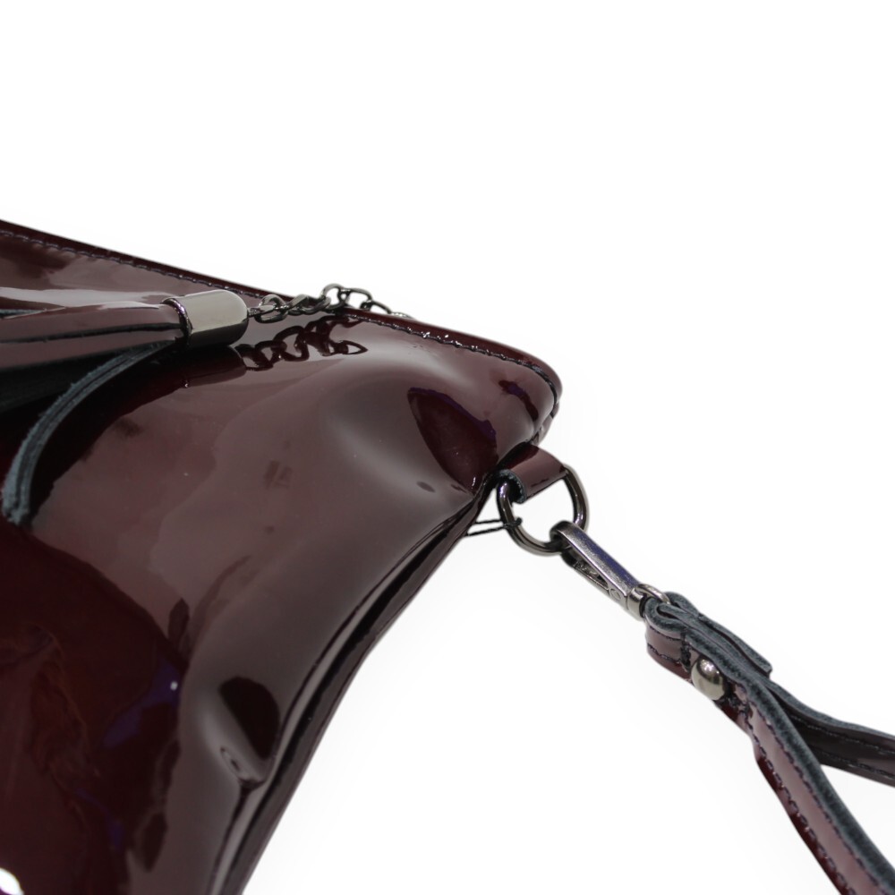 Leather patent wristlet clutch in burgundy color - Kallia - 4