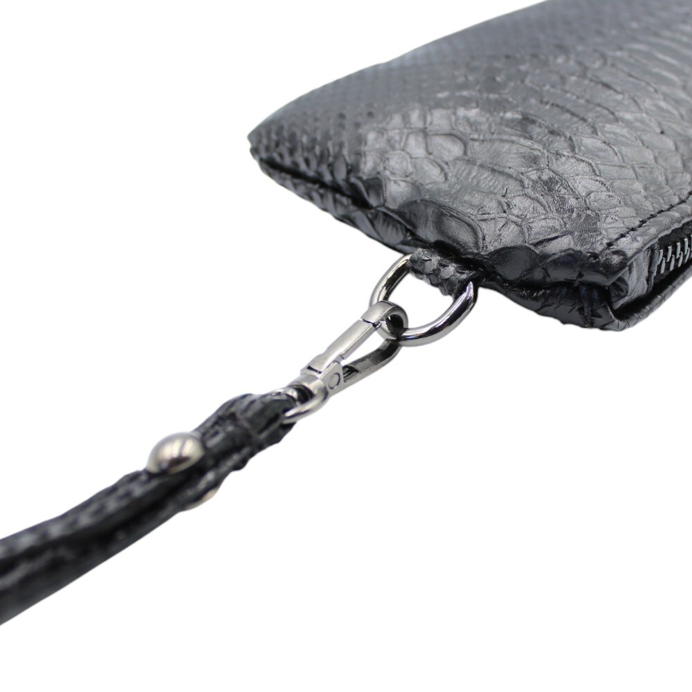 Handmade leather wristlet bag in black snake print - Zoe - 3