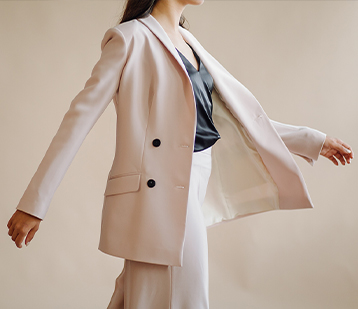 ΝΕΕΣ ΑΦΙΞΕΙΣ - ΓΥΝΑΙΚΕΙΑ