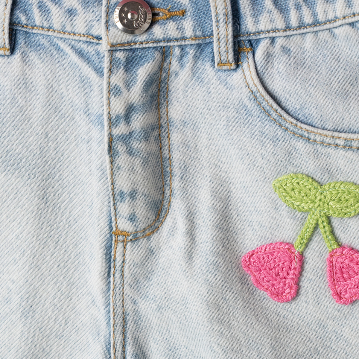 Σετ με τζιν σόρτς - 4