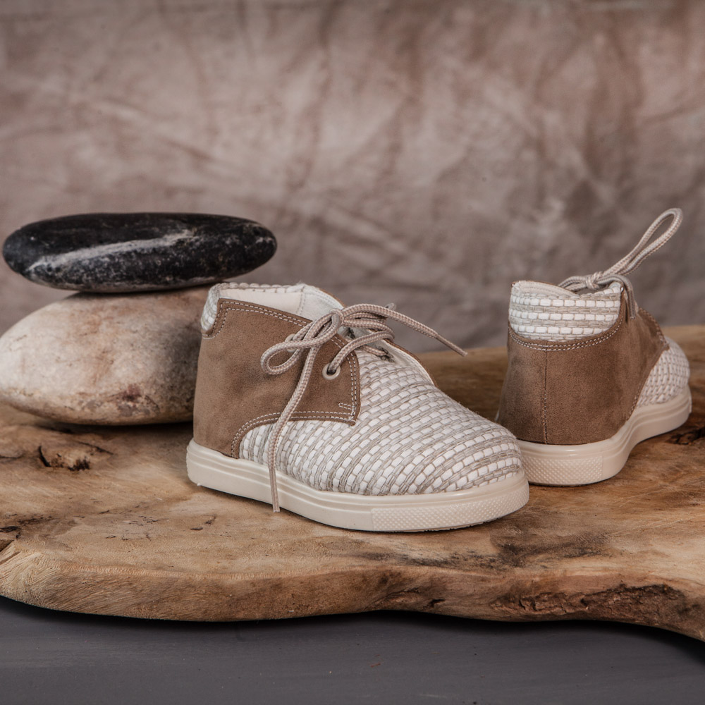 Παπουτσάκι βάπτισης Baby Bloom - ΜΠΕΖ