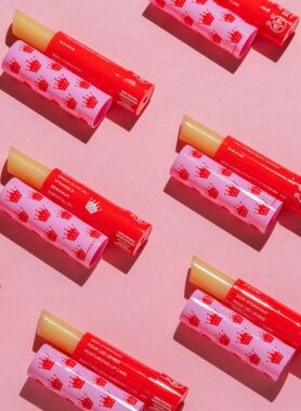 Apivita Lip Care Bee Princess Bio-Eco Balm Χειλιών με Βερίκοκο & Μέλι & 100% φυσική σύνθεση, 4.4 gr - 2