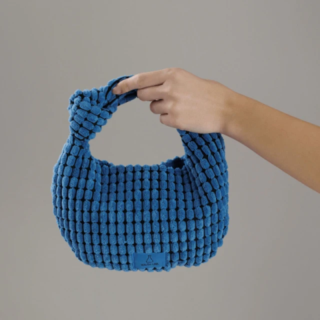 Youth Lab. Promo Exotic Summer Set Wet Skin Sun Protection Dry Touch Tanning Oil Αντηλιακό Ξηρό Λάδι SPF50, 200ml & Body Mist Anti-Stress Exotic Sunrise Σπρέι Σώματος & Μαλλιών, 100ml & Tσαντάκι, 1τμχ, 1σετ - 3