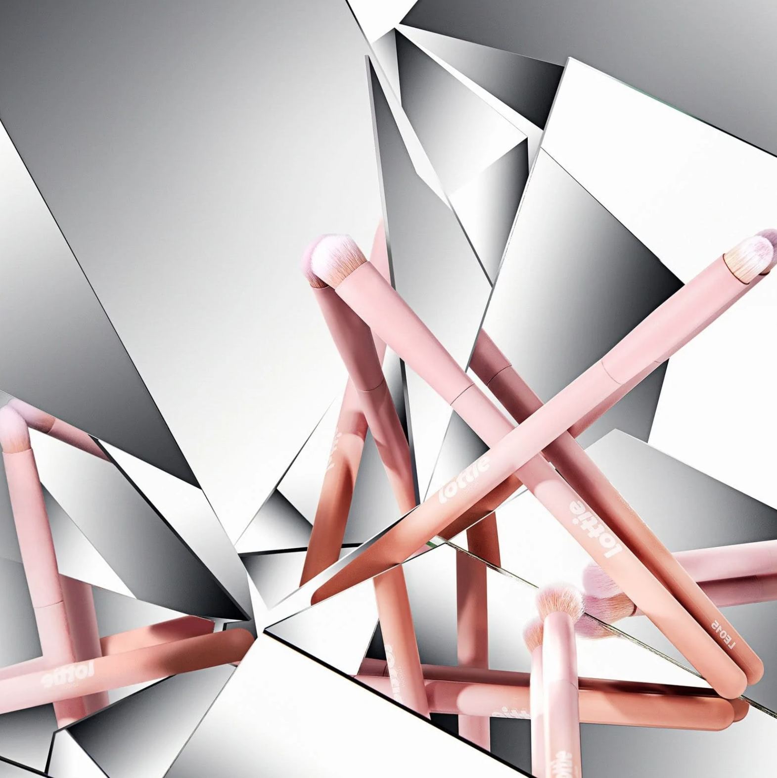 Lottie London LE010 Tapered Blending Brush Πινέλο Μακιγιάζ, 1τεμ - 5