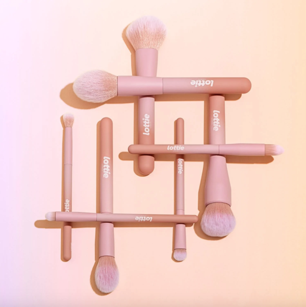 Lottie London LF010 Tapered Highlighter Brush, 1τεμ - 4