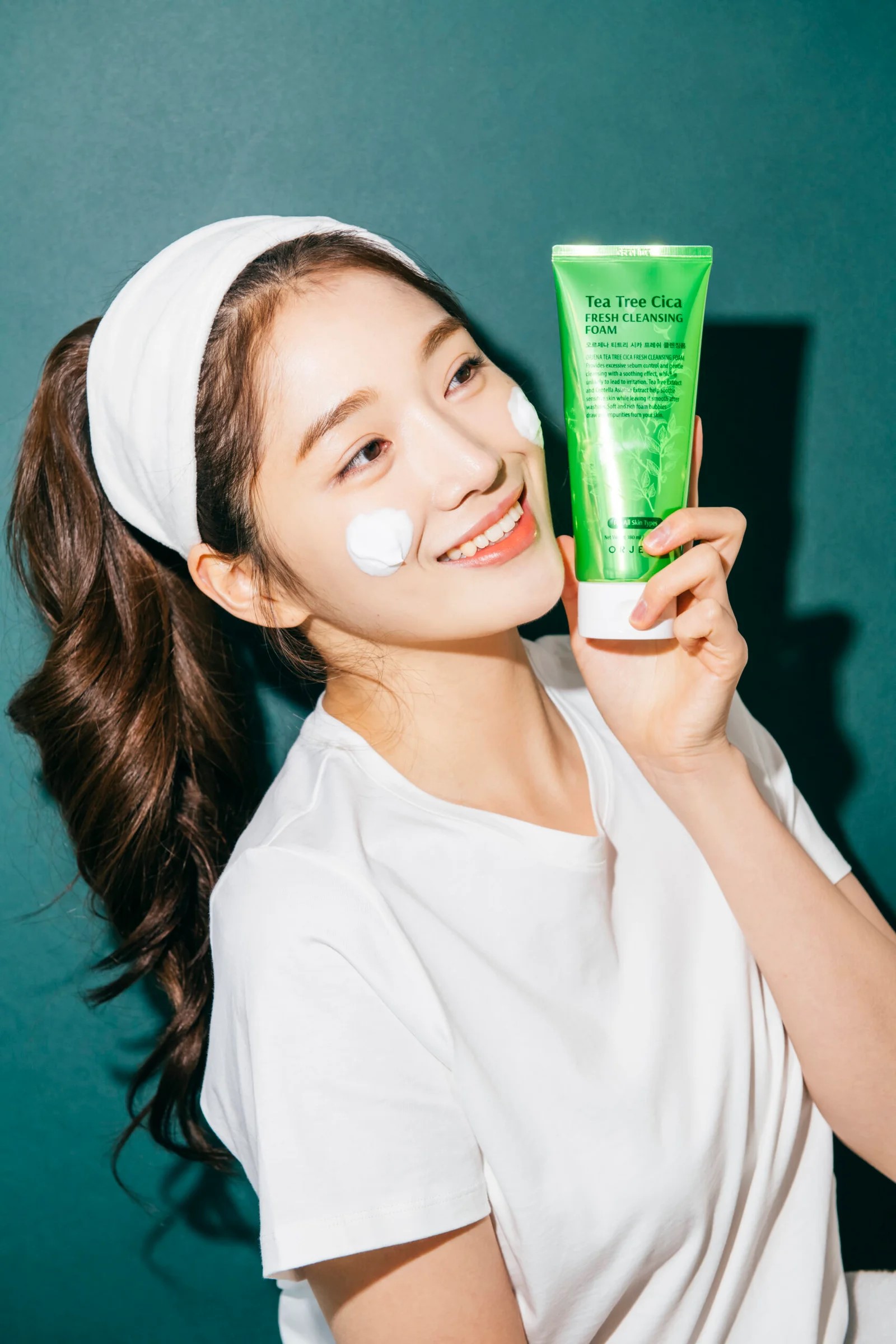 Orjena Tea Tree Cica Fresh Cleansing Foam – 180 ml - 2