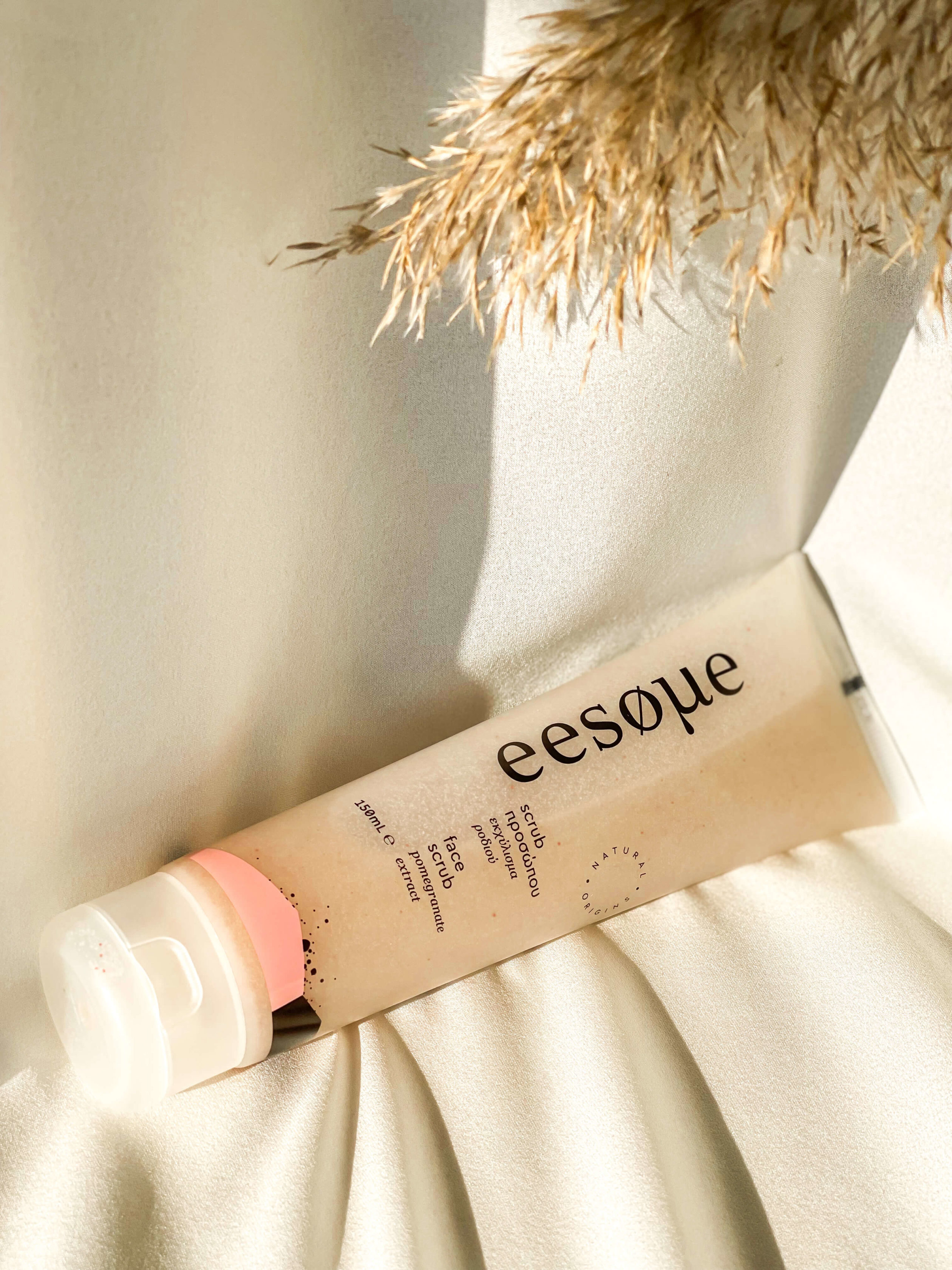 Eesoμe Scrub προσώπου με Ρόδι - 2