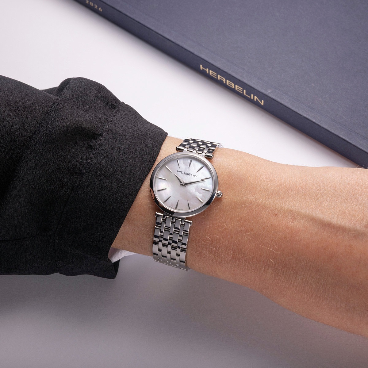 HERBELIN Epsilon Lady White Pearl Dial 28mm Silver Stainless Steel Bracelet 17116B19 - 