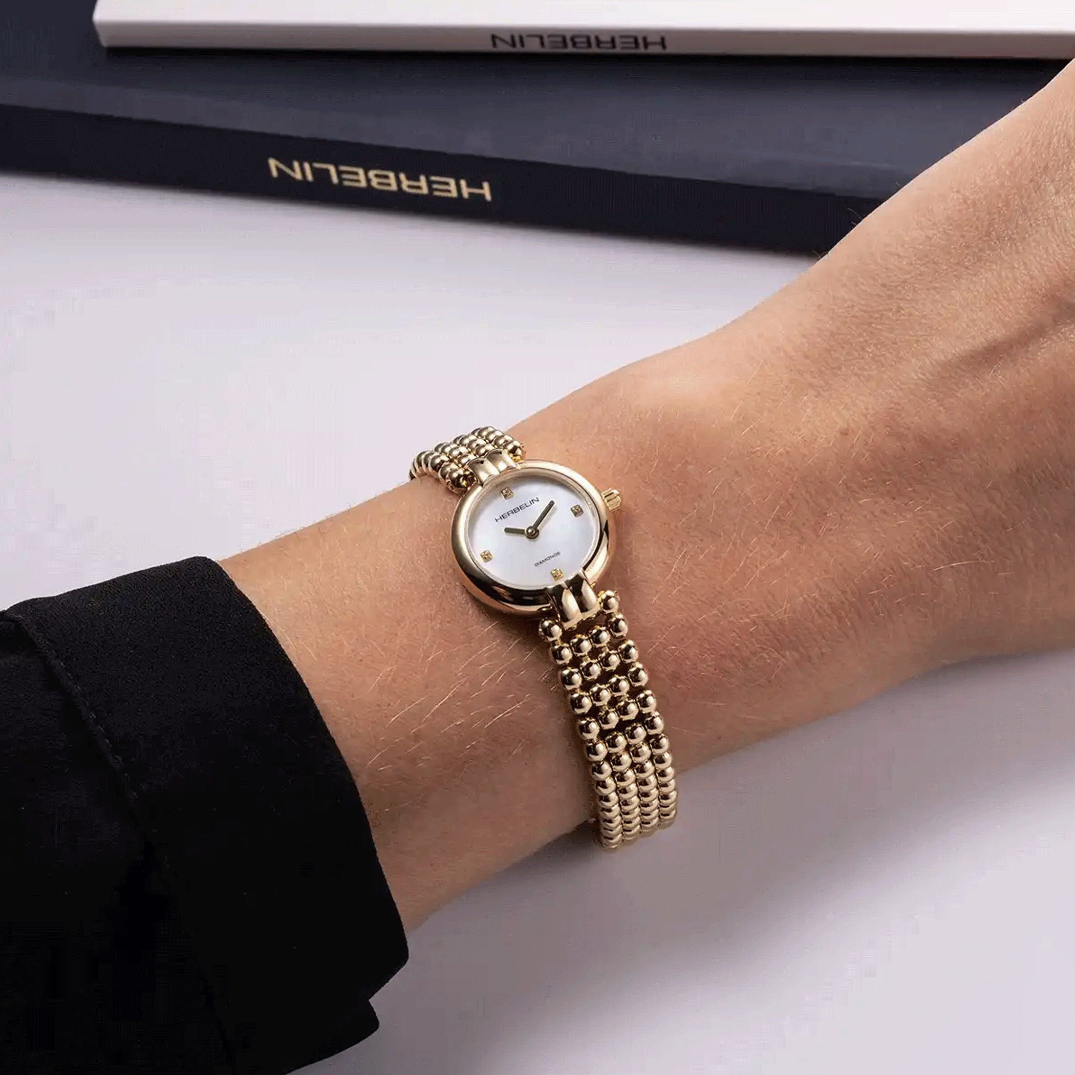 HERBELIN Perles Mini White Pearl Dial 21mm Gold Stainless Steel Bracelet 17433BP1N89 - 