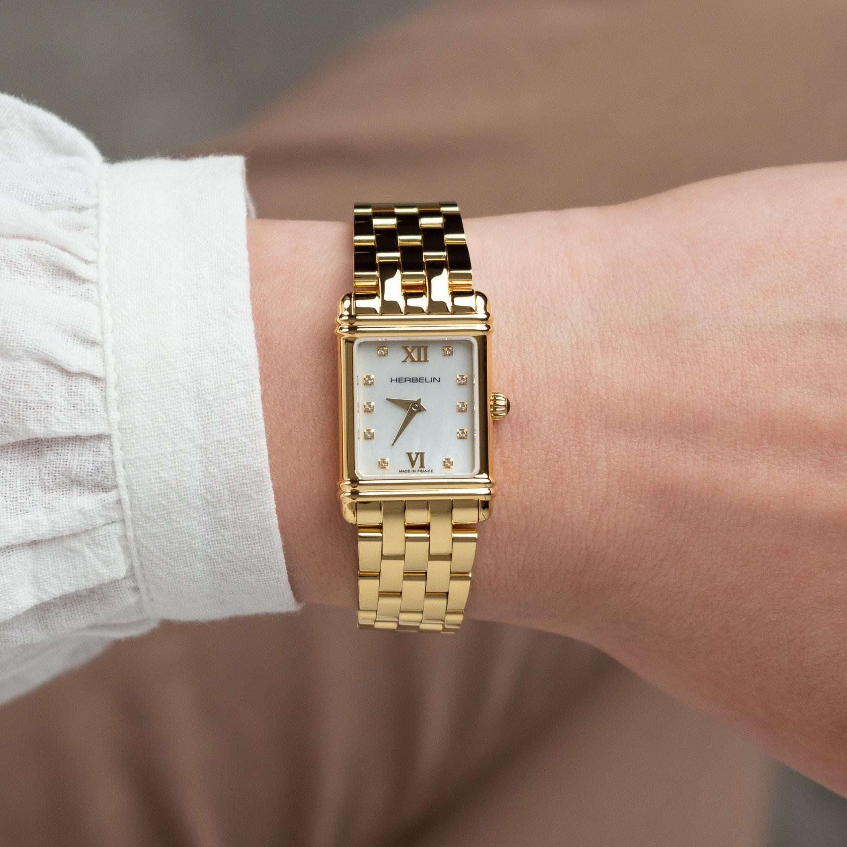 HERBELIN Art Deco Lady White Pearl Square Dial 24mm Gold Stainless Steel Bracelet 17478BP59 - 