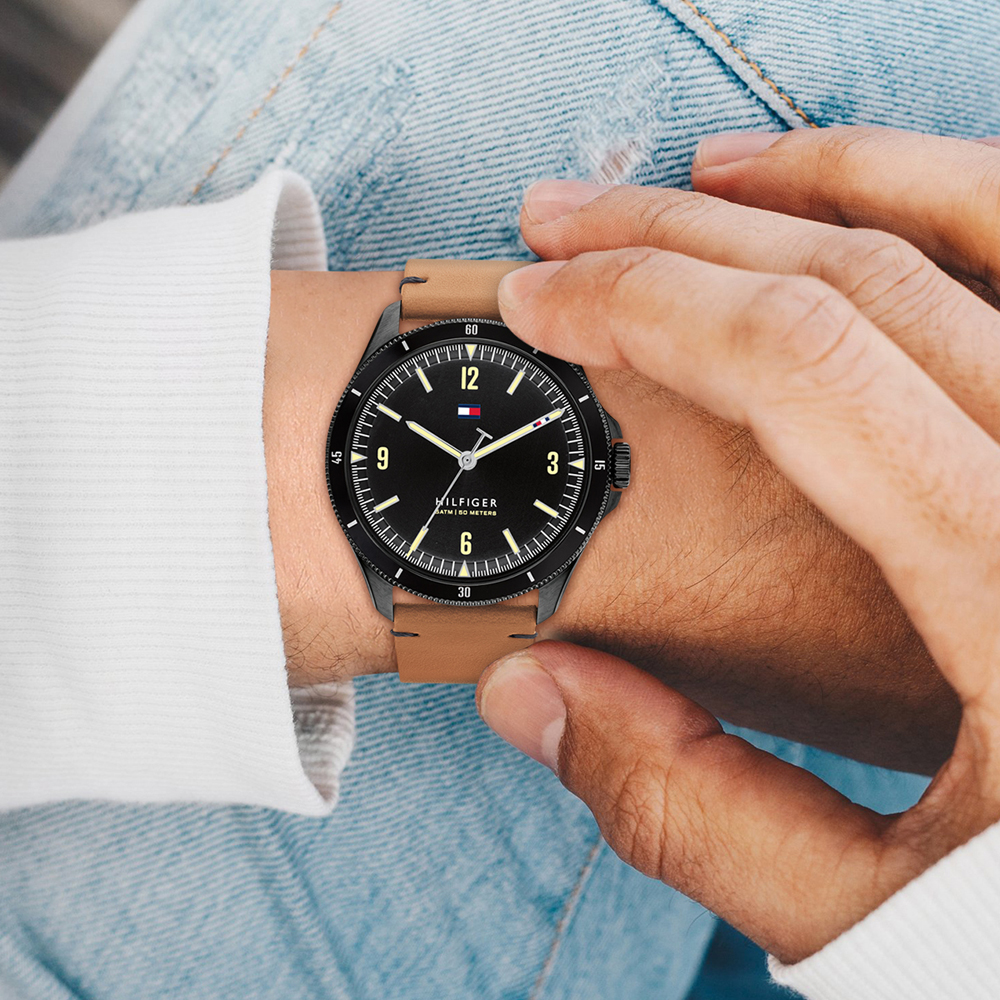 TOMMY HILFIGER Maverick Three Hands 44mm Black Stainless Steel Brown Leather Strap 1791906 - 4