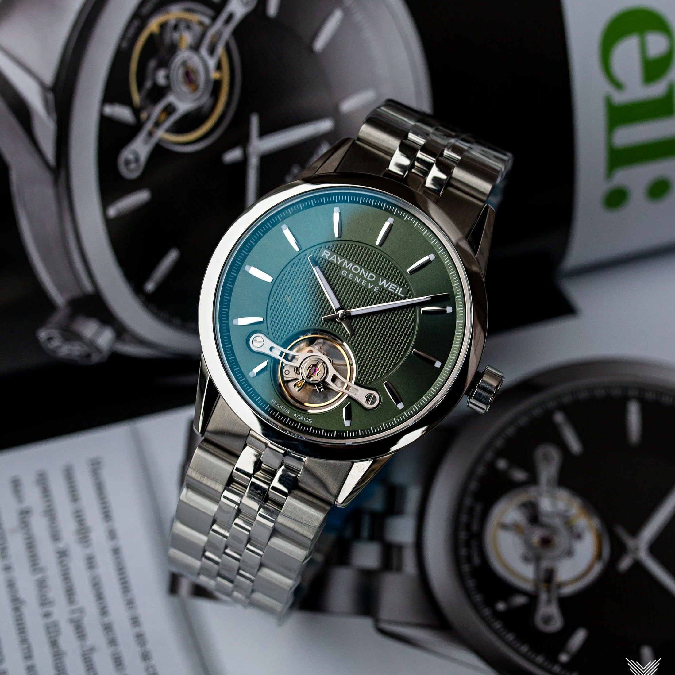RAYMOND WEIL Freelancer Open Aperture Automatic Green Dial 42.5mm Silver Stainless Steel Bracelet 2780-ST-52001 - 7