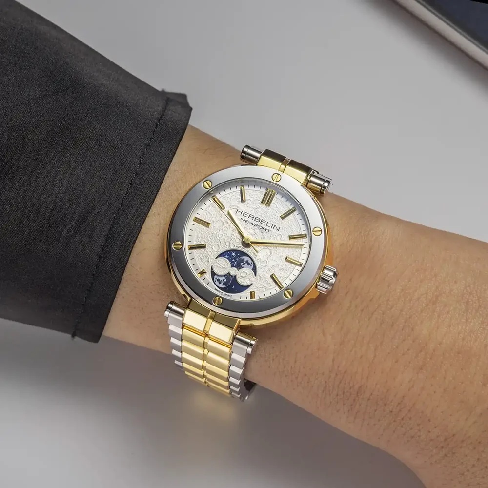 HERBELIN Newport Lady Automatic Moonphase White Dial 35mm Two Tone Gold Stainless Steel Bracelet 2879BT1N11 - 