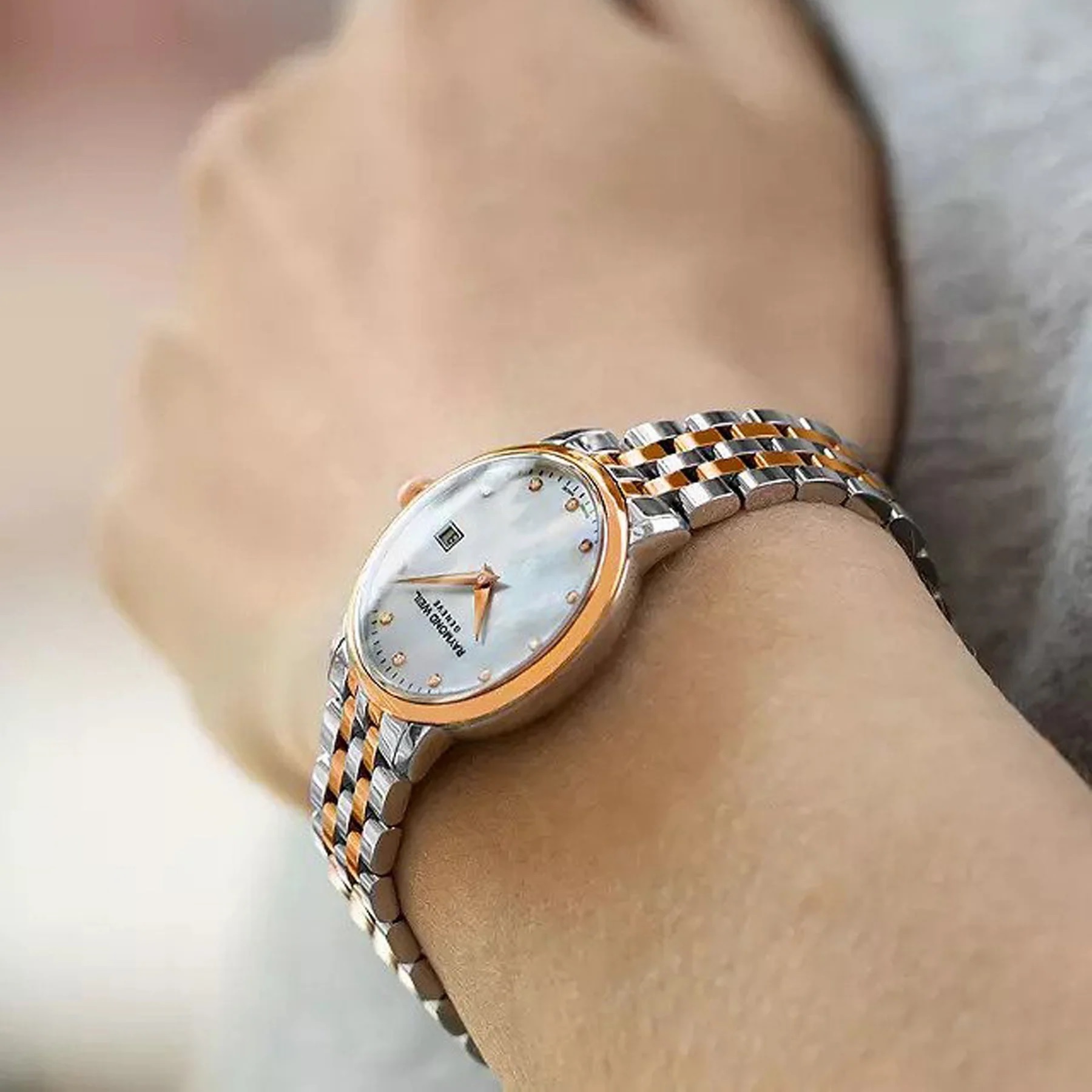 RAYMOND WEIL Toccata White Pearl Dial with Diamonds 29mm Two Tone Rose Gold Stainless Steel Bracelet 5985-SP5-97081 - 5