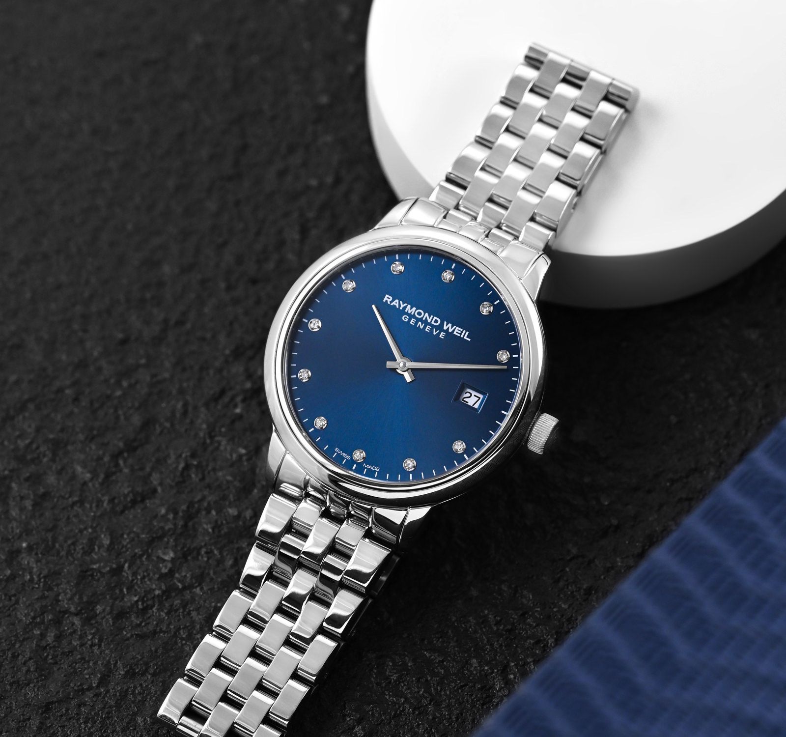 RAYMOND WEIL Toccata Blue Dial with Diamonds 29mm Silver Stainless Steel Bracelet 5985-ST-50081 - 4