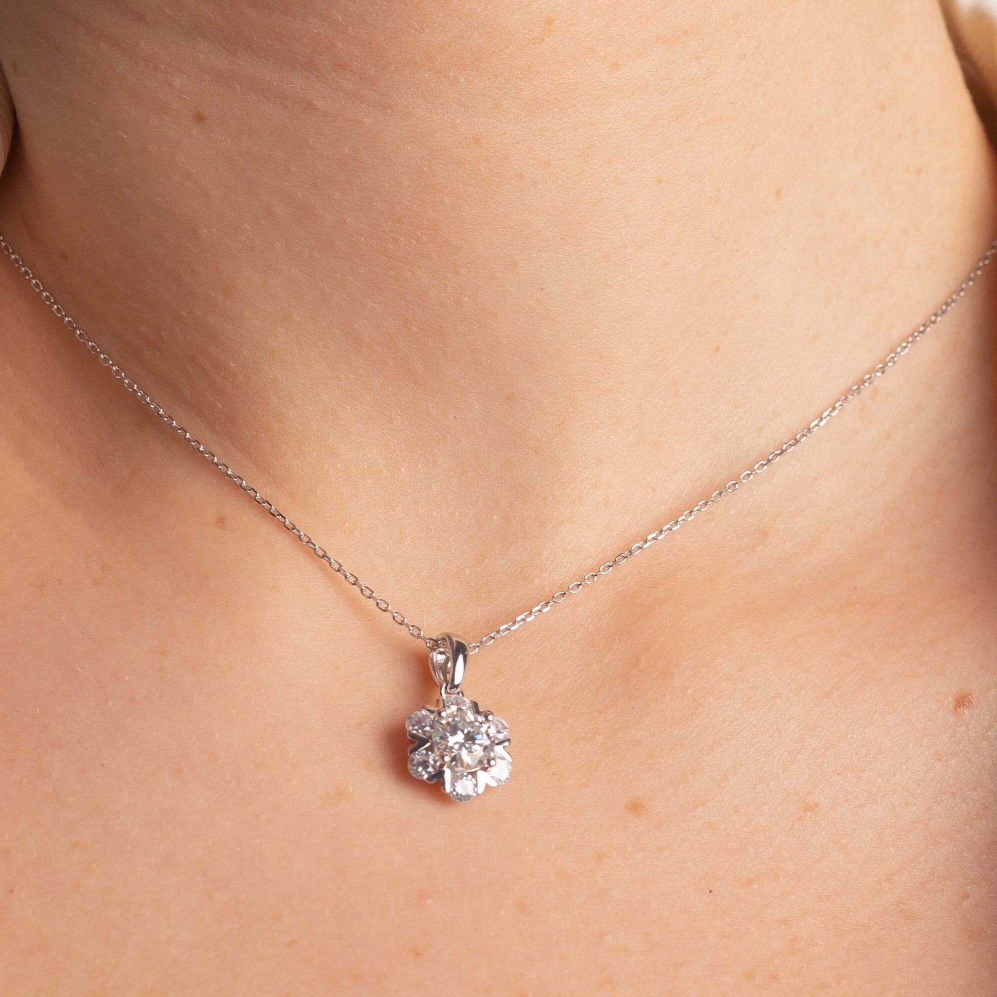 ΚΟΛΙΕ Ροζέτα BRIZZLING Ασήμι 925° με Διαμάντι Μοϊσανίτη BMP039 - 3