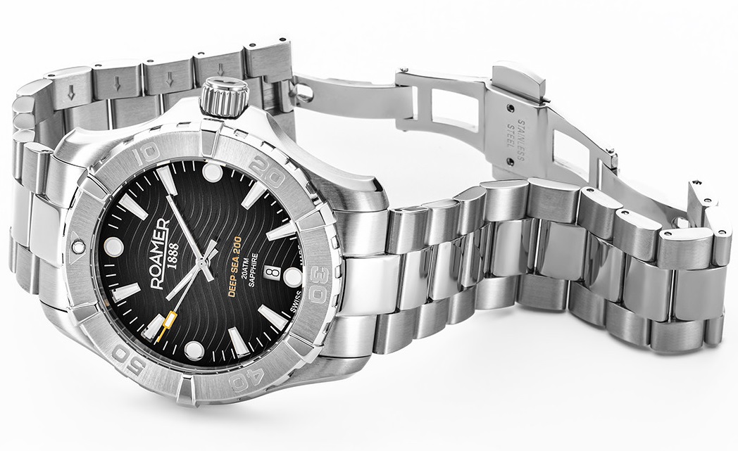 ROAMER Deep Sea 200 Black Dial 43mm Silver Stainless Steel Bracelet 860833-41-55-70 - 