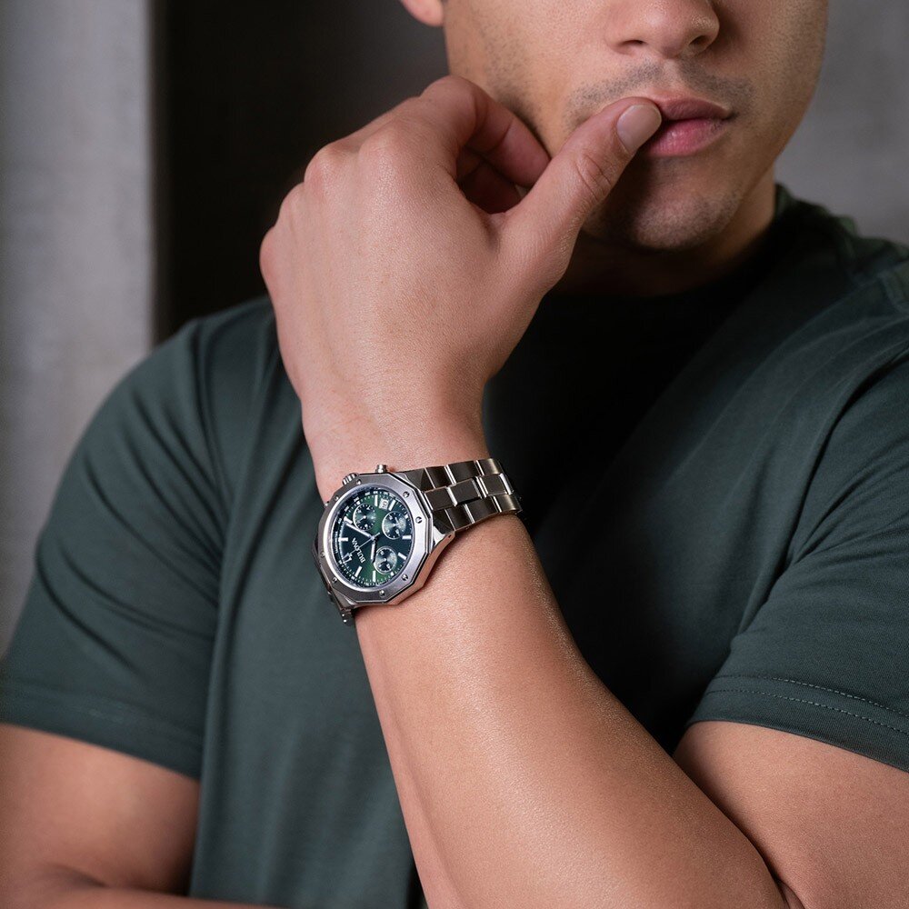 BULOVA Precisionist Chronograph Green Dial 44mm Silver Stainless Steel Bracelet 96B409 - 3