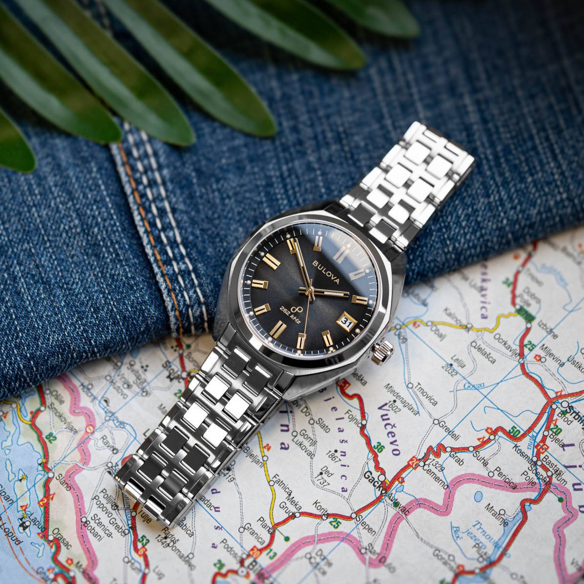 BULOVA Jet Star Precisionist Grey Gold Dial 40mm Silver Stainless Steel Bracelet 96B415 - 6