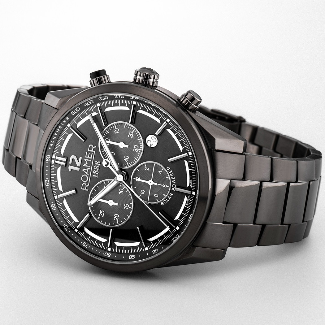 ROAMER Helios Power Chronograph Black Dial 43.5mm Black Titanium Bracelet 973981-44-85-20 - 2
