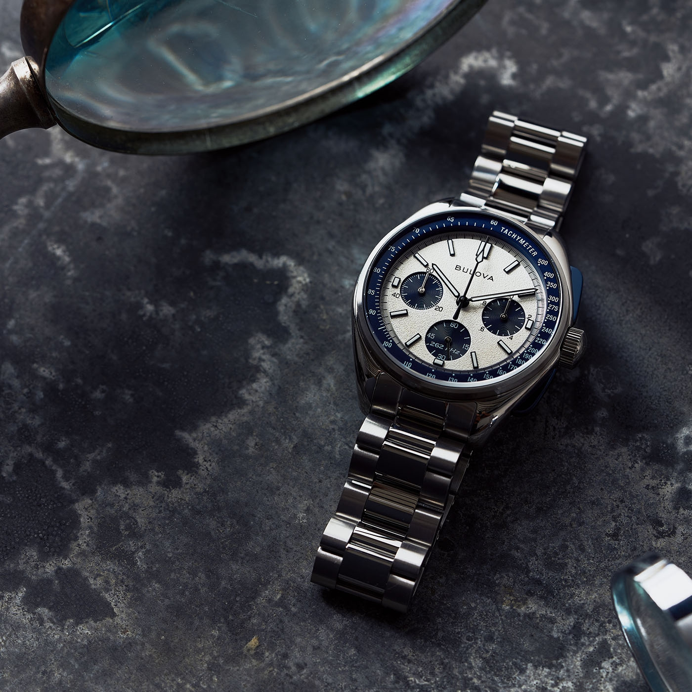 BULOVA Lunar Pilot Chronograph Box Set White Blue Dial 43.5mm Silver Stainless Steel Bracelet with Extra Blue Nato Strap 98K112 - 6