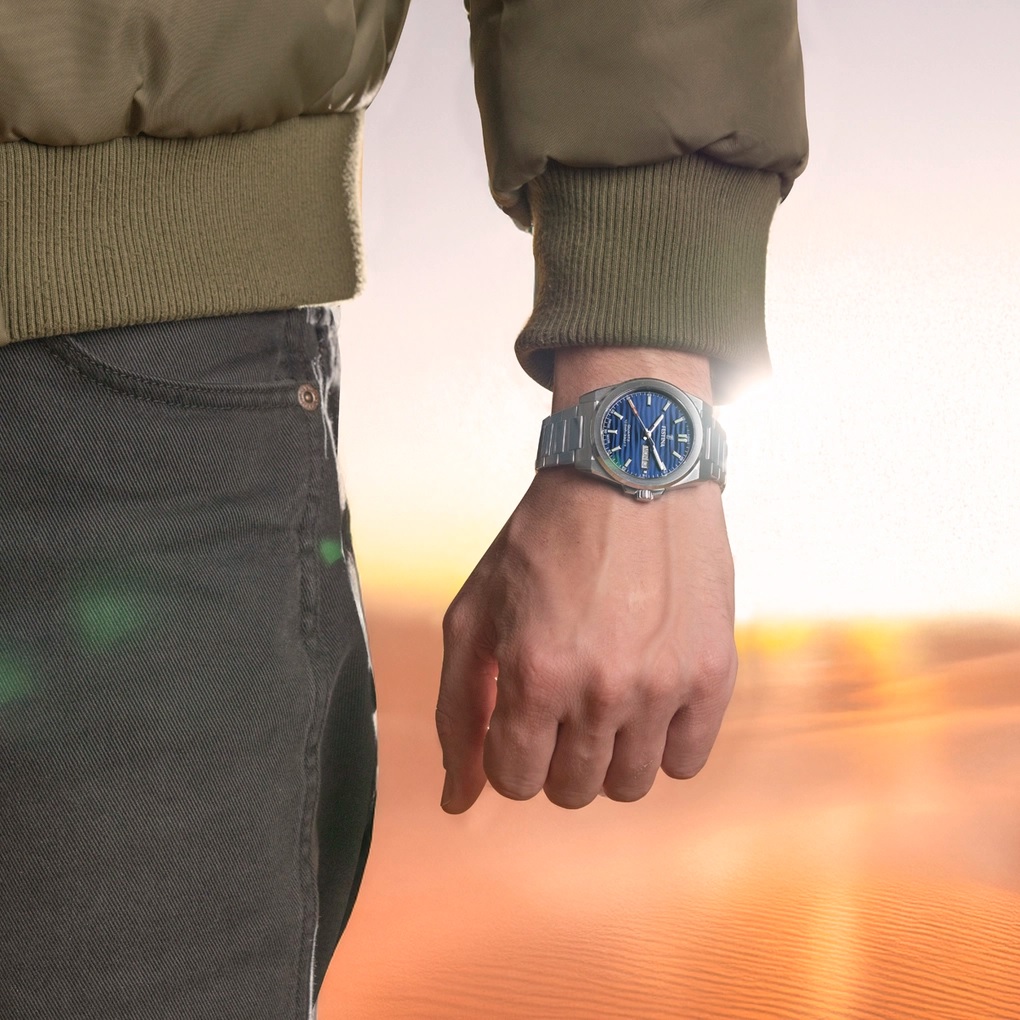 FESTINA Swiss Made Acier Blue Dial 40mm Silver Stainless Steel Bracelet F20073/3 - 