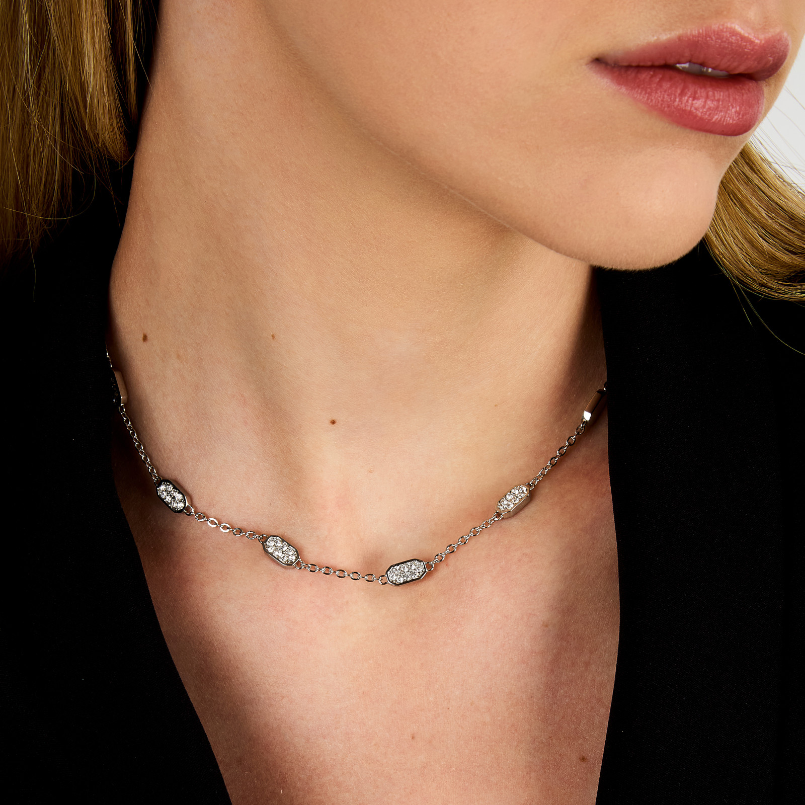 ΚΟΛΙΕ Crystals KARL LAGERFELD από Ανοξείδωτο Ατσάλι με Πέτρες Ζιργκόν KLAYC63 - 