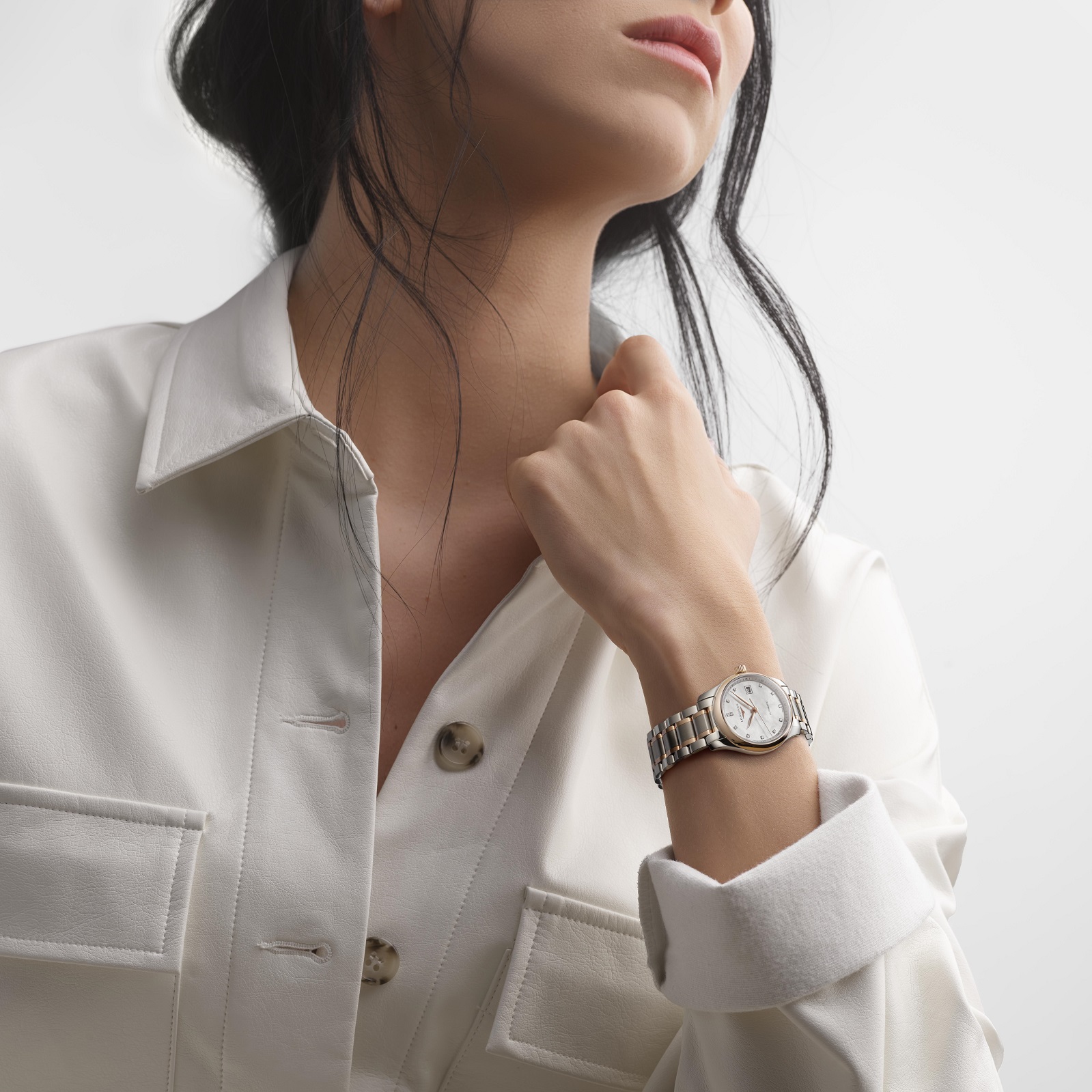 LONGINES Master Collection Lady's White Pearl Dial with Diamonds 29mm Rose Gold 18 Carats and Stainless Steel Bracelet L22575897 - 