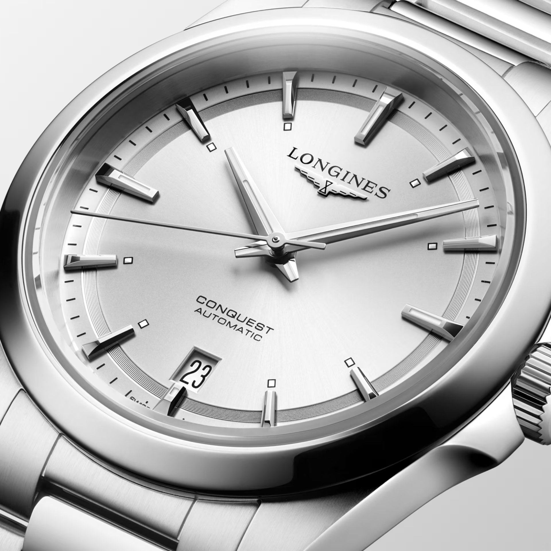 LONGINES Conquest Automatic Sunray Silver Dial 38mm Silver Stainless Steel Bracelet L37204726 - 