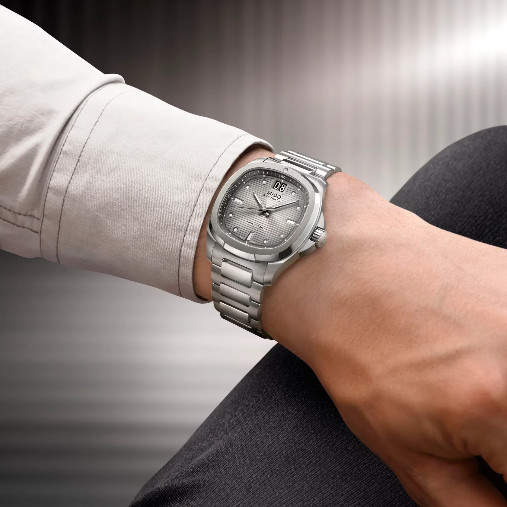 MIDO Multifort TV Big Date Grey Gradient Dial 39.2 x 40mm Silver Titanium Bracelet M049.526.44.081.00 - 