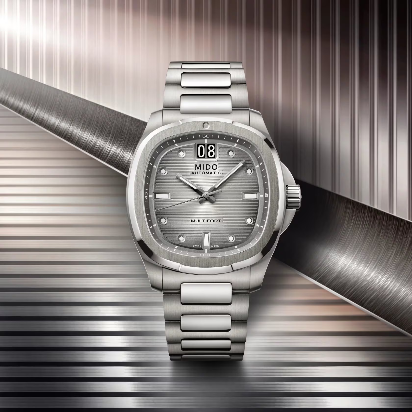 MIDO Multifort TV Big Date Grey Gradient Dial 39.2 x 40mm Silver Titanium Bracelet M049.526.44.081.00 - 4