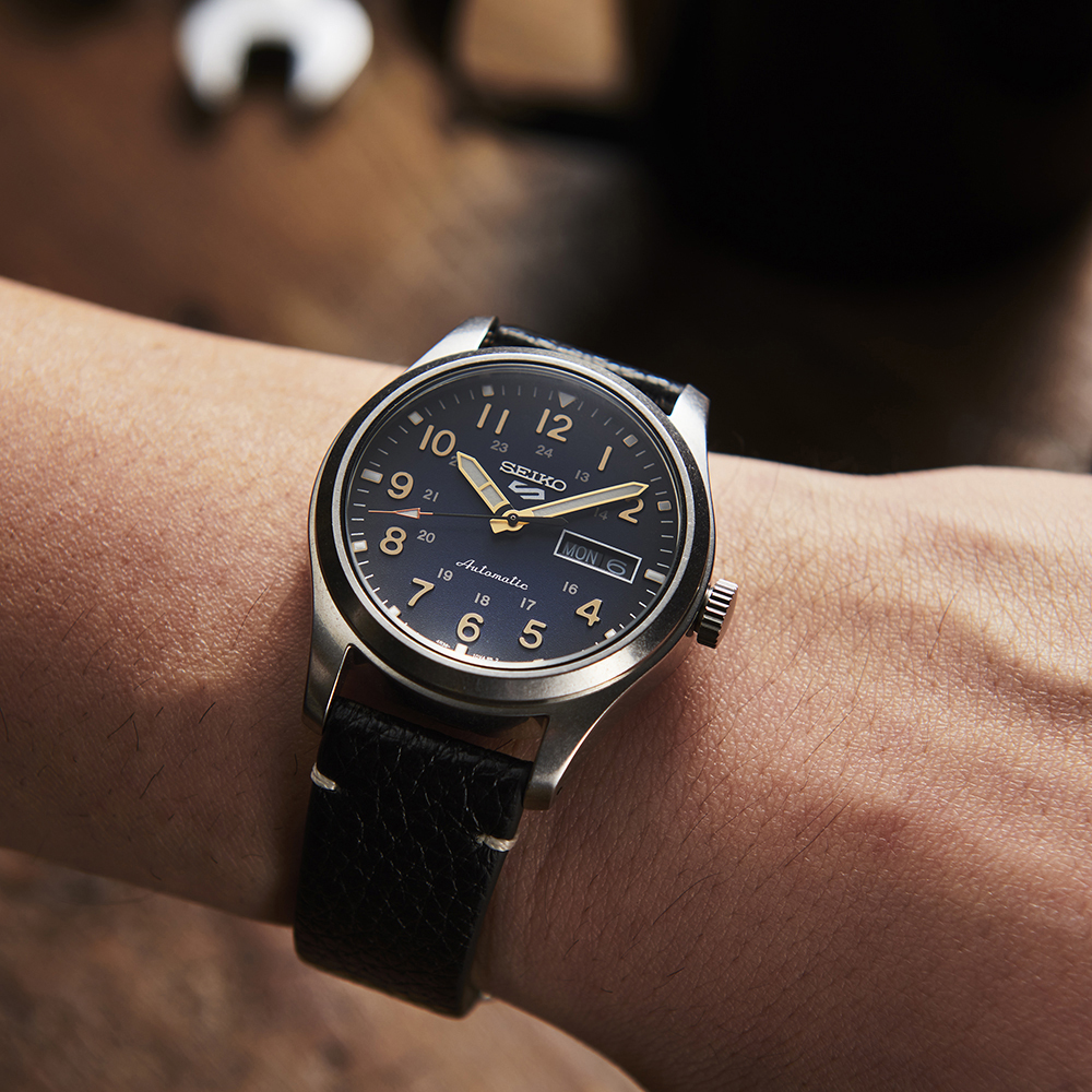 SEIKO 5 Sports Field Series Automatic Blue Dial 39.4mm Silver Stainless Steel Blue Leather Strap SRPG39K1 - 4