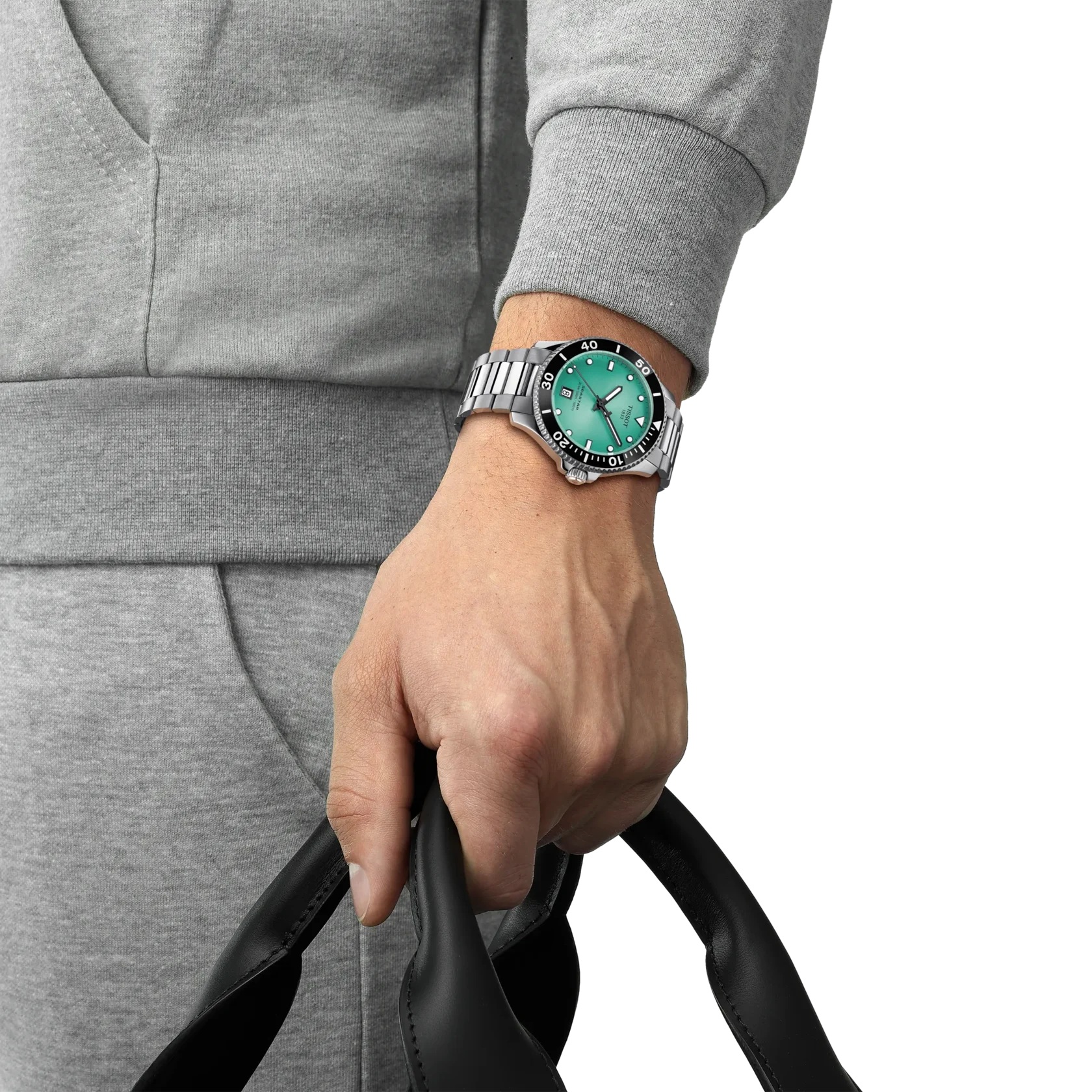 TISSOT Seastar 1000 Quartz Turquoise Dial 40mm Silver Stainless Steel Bracelet T120.410.11.091.00 - 