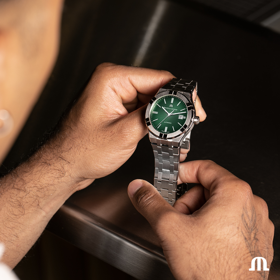 MAURICE LACROIX Aikon Automatic Clous De Paris Motif Green Dial 42mm Silver Stainless Steel Bracelet AI6008-SS002-630-1 - 4