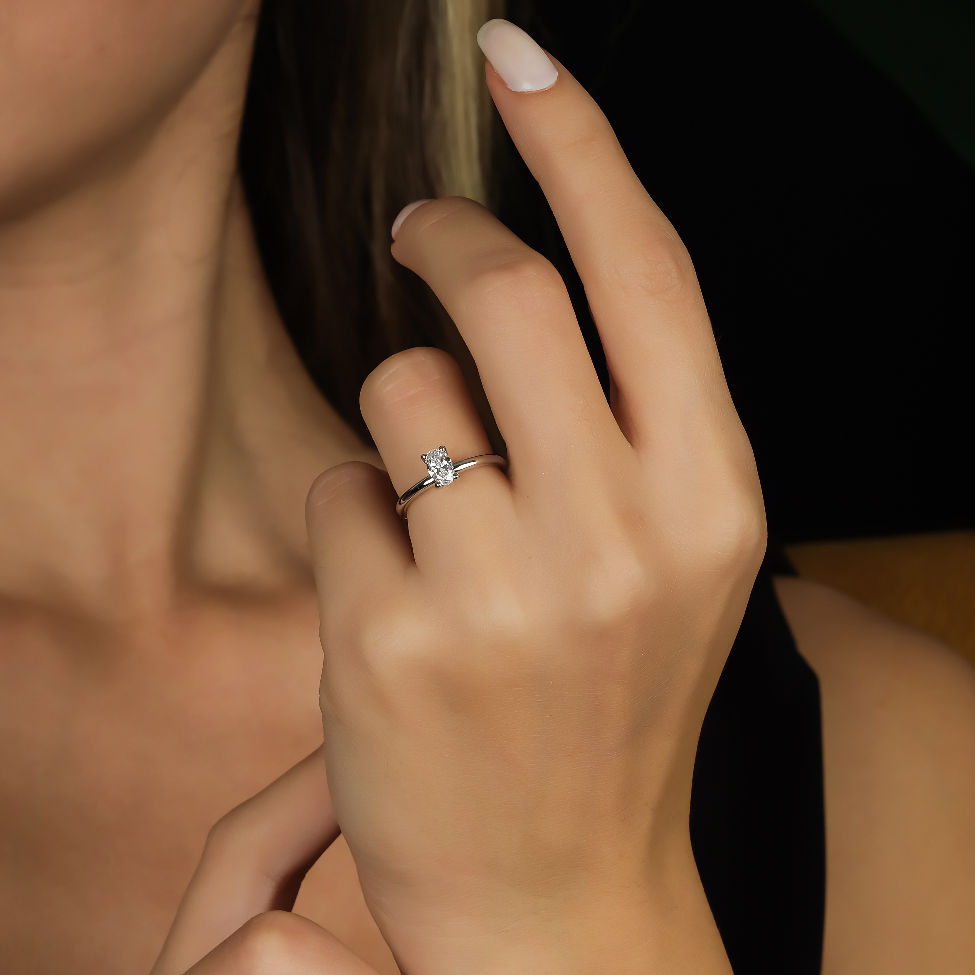 RING Solittaire SENZIO Collection White Gold K18 with 0.70ct. Oval-cut Diamond BLVD12386 - 